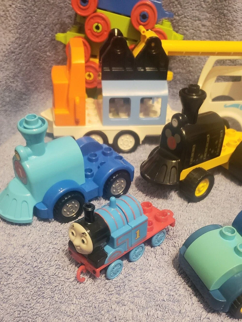 Lego+Lego Duplo Lot Cars Bases Vehicle w/ wheels Parts